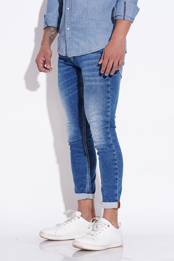 MED BLUE 5 POCKET LOW-RISE ANKLE LENGTH JEANS