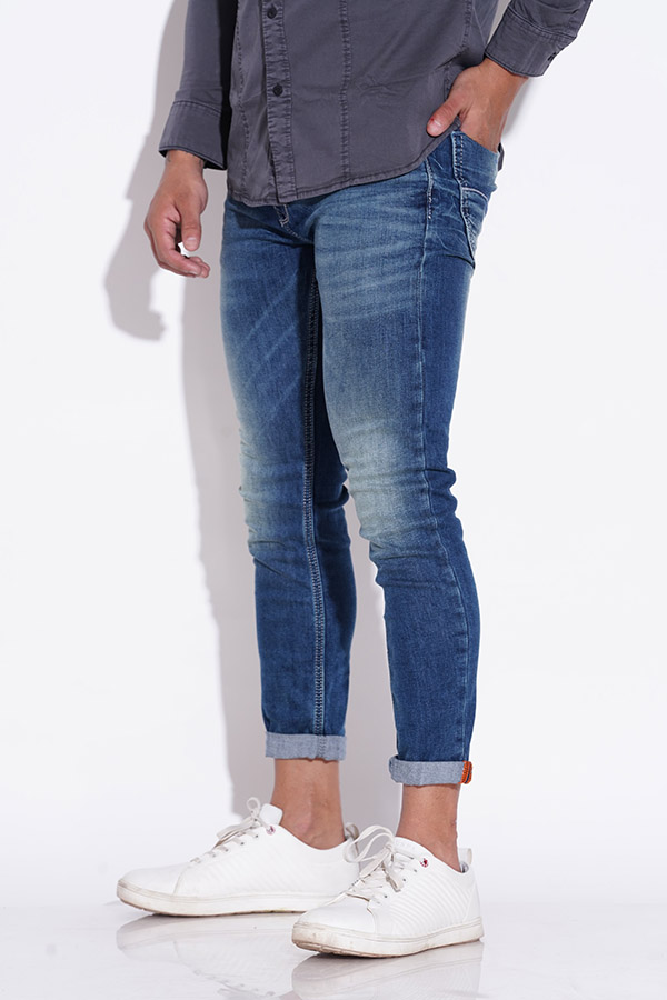 MED BLUE 5 POCKET LOW-RISE ANKLE LENGTH JEANS