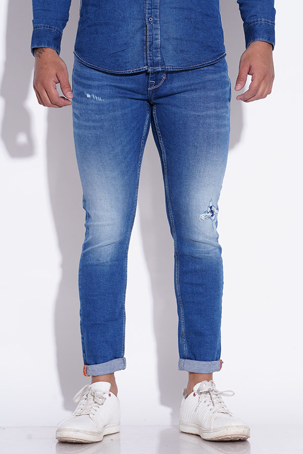 MED BLUE 5 POCKET LOW-RISE ANKLE LENGTH JEANS