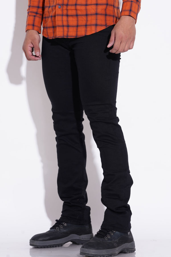 BLACK 5 POCKET MID-RISE JEANS