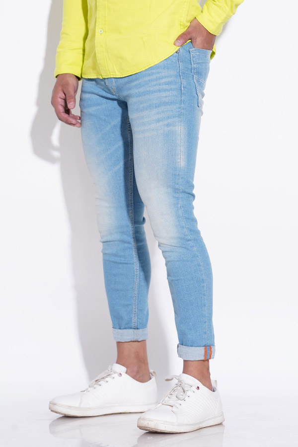 LT BLUE 5 POCKET LOW-RISE ANKLE LENGTH JEANS