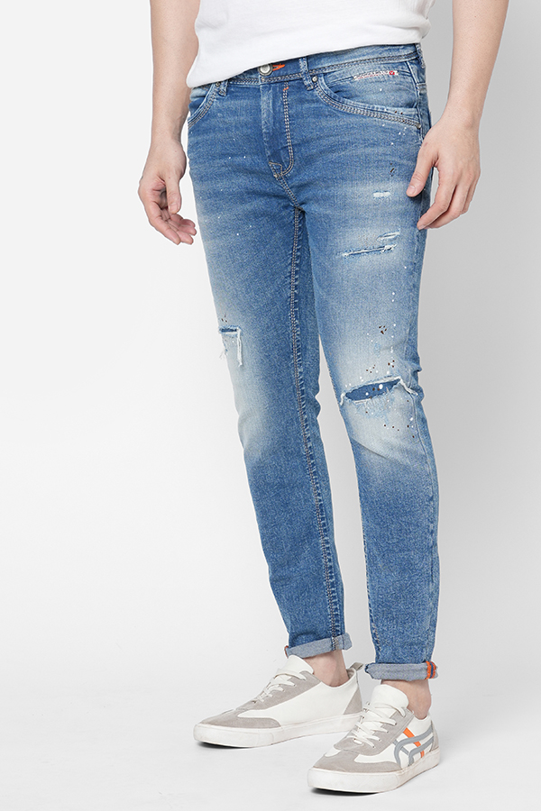 MED BLUE 5 POCKET LOW-RISE TAPERED ANKLE LENGTH JEANS