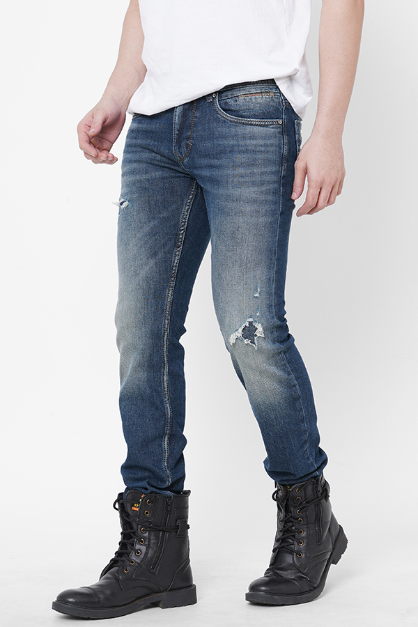 MED BLUE 5 POCKET MID-RISE NARROW FIT JEANS