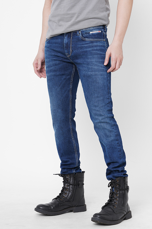 MED BLUE 5 POCKET MID-RISE NARROW FIT JEANS