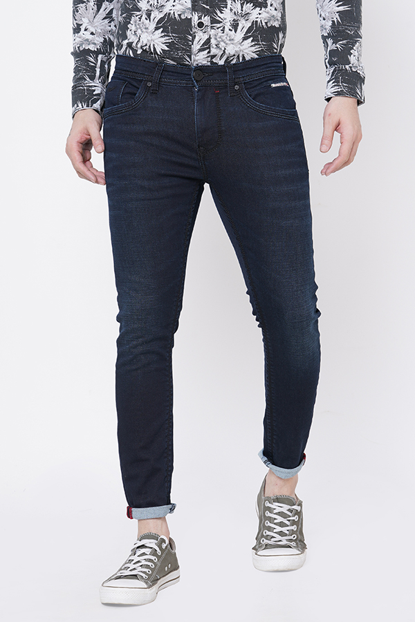 DK BLUE 5 POCKET LOW-RISE TAPERED ANKLE LENGTH JEANS