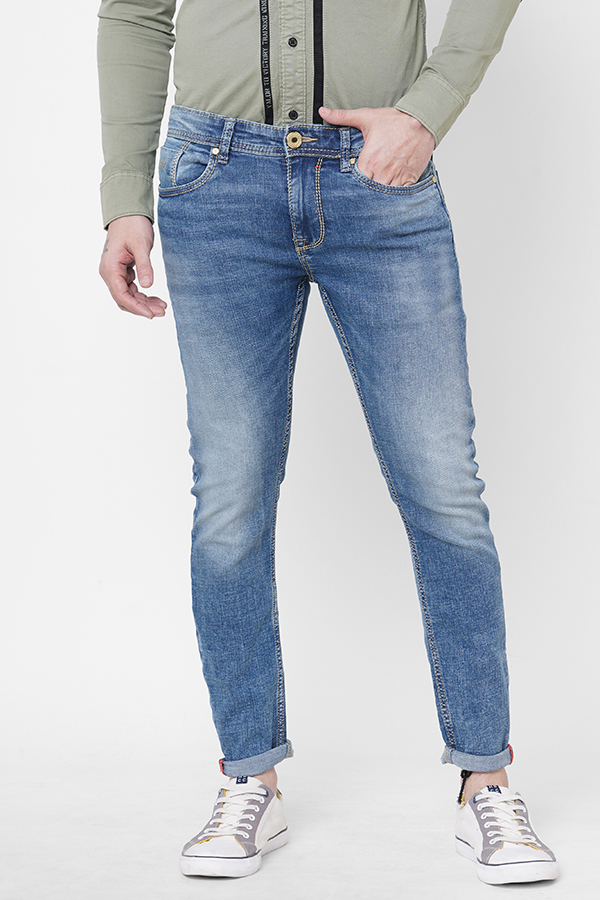 MED BLUE 5 POCKET LOW-RISE TAPERED ANKLE LENGTH JEANS