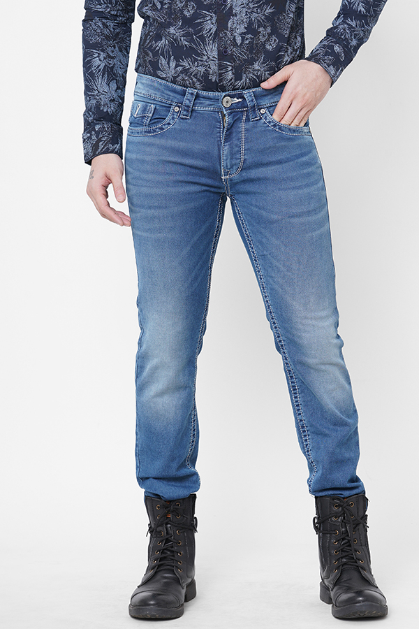 MED BLUE 5 POCKET MID-RISE NARROW FIT JEANS