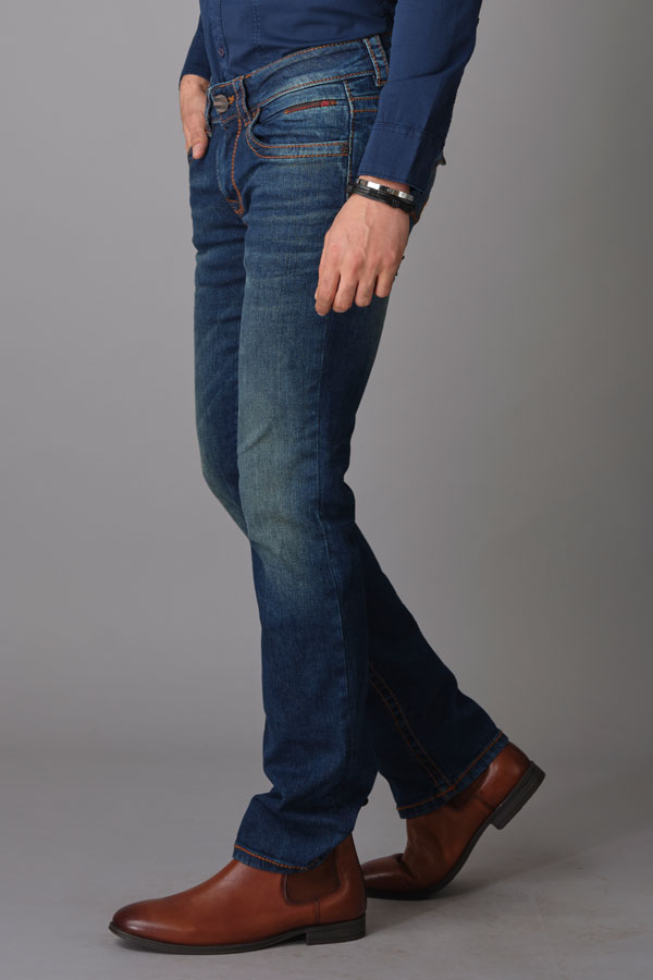 MED BLUE 5 POCKET SLIM FIT LOW RISE BOOT LEG JEANS (BOOTCUT)