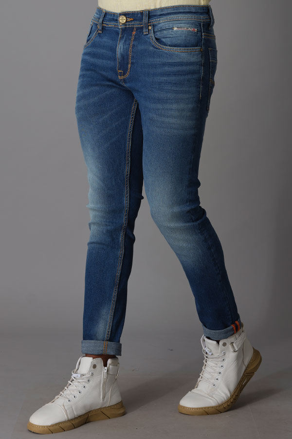 MED BLUE 5 POCKET LOW-RISE ANKLE LENGTH JEANS (SPRINGSTEEN FIT)