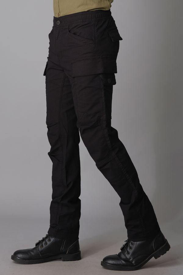 BLACK CARGO PANT (TAPERED FIT)