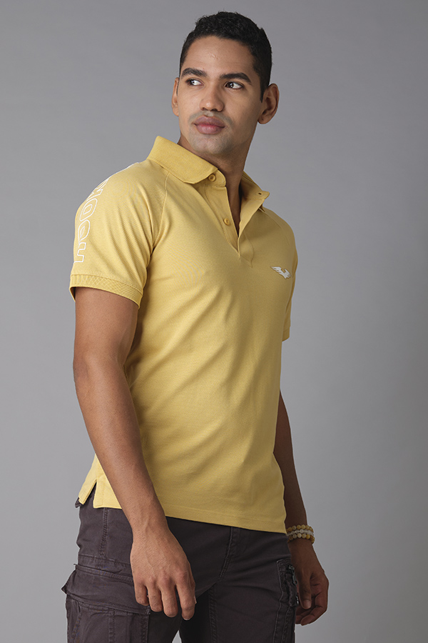 MUSTARD HALF SLEEVE PIOUE POLO TEE (POLO NECK H/SLV SLIM)