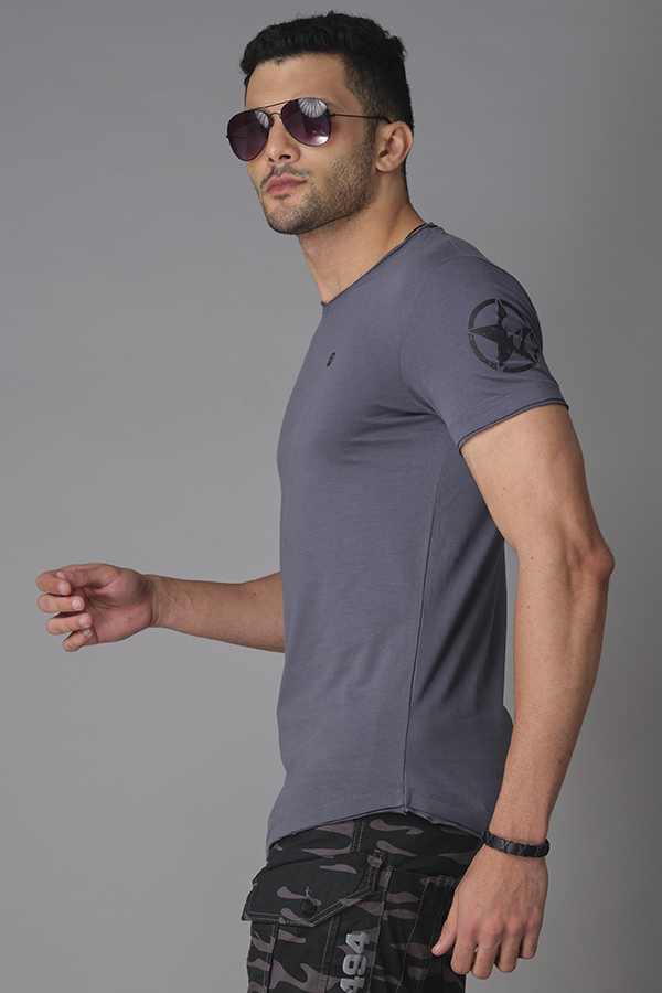 CHARCOAL GREY HALF SLEEVE V NECK TEE (V NECK H/SLV SLIM)