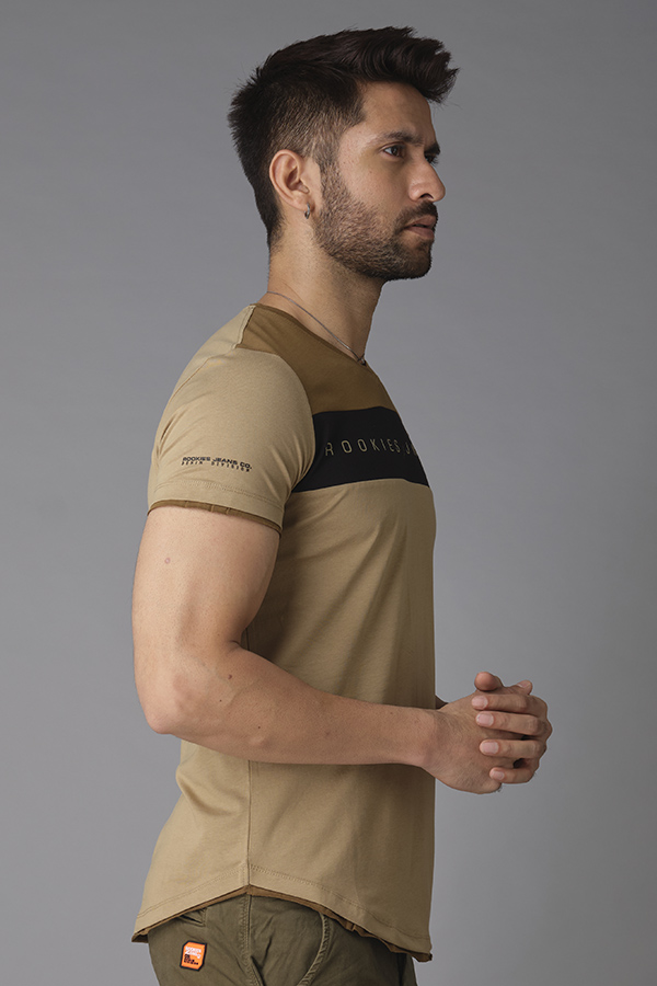 KHAKI BLACK HALF SLEEVE V NECK TEE (V NECK H/SLV SLIM)