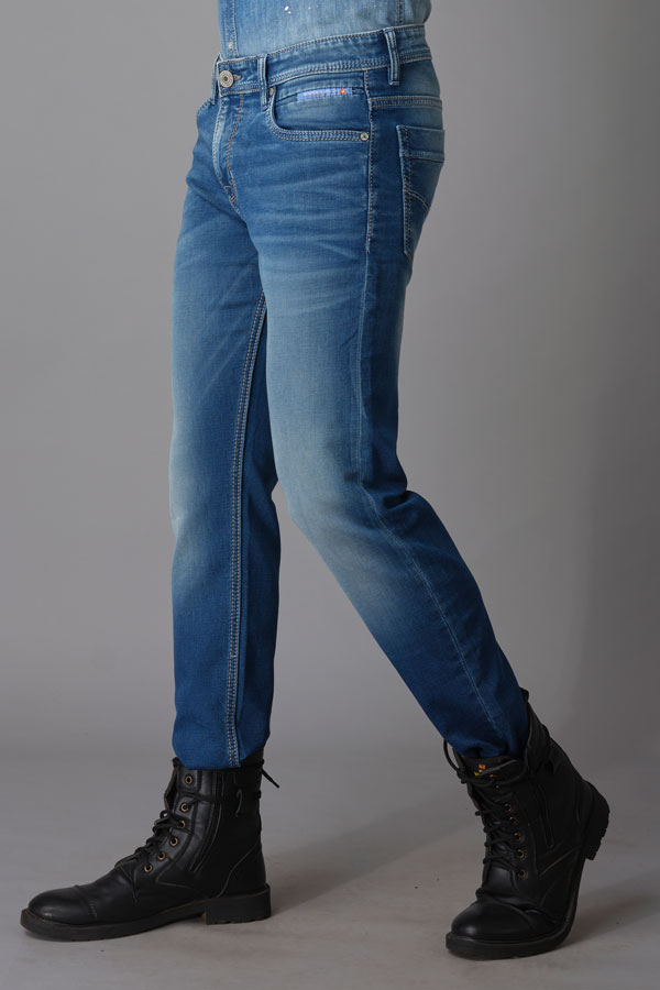 MED BLUE 5 POCKET MID-RISE JEANS (LENNON FIT)