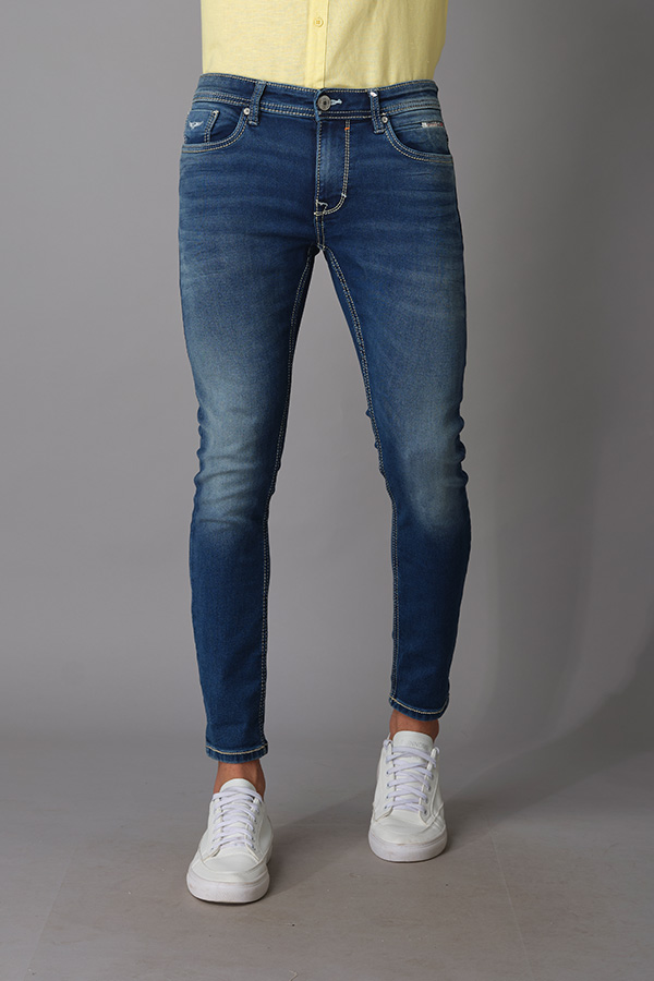 MED BLUE 5 POCKET LOW-RISE ANKLE LENGTH JEANS (SPRINGSTEEN FIT)