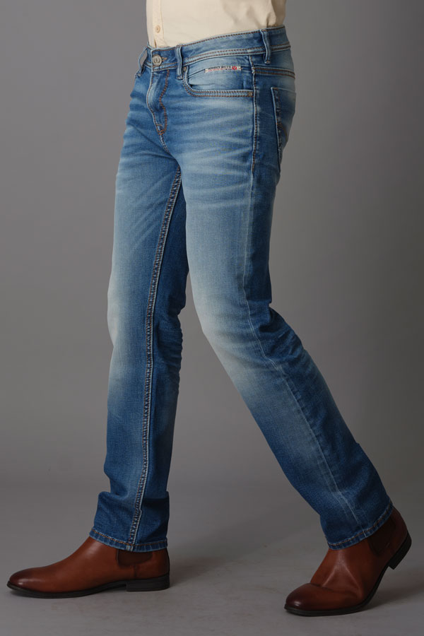 MED BLUE 5 POCKET MIDRISE REGULAR AND STREIGHT FIT JEANS (MORRISON FIT)