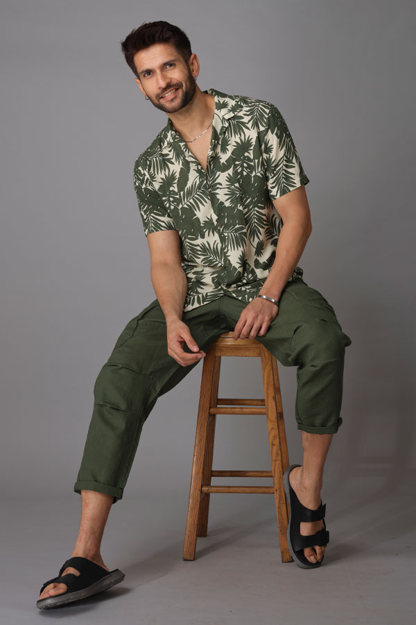 MILITARY GREEN LINEN CARGO PANT (RELAXED TAPERED FIT)