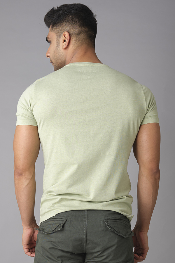 LT GREEN HALF SLEEVE ROUND NECK TEE (R NECK H/SLV SLIM)