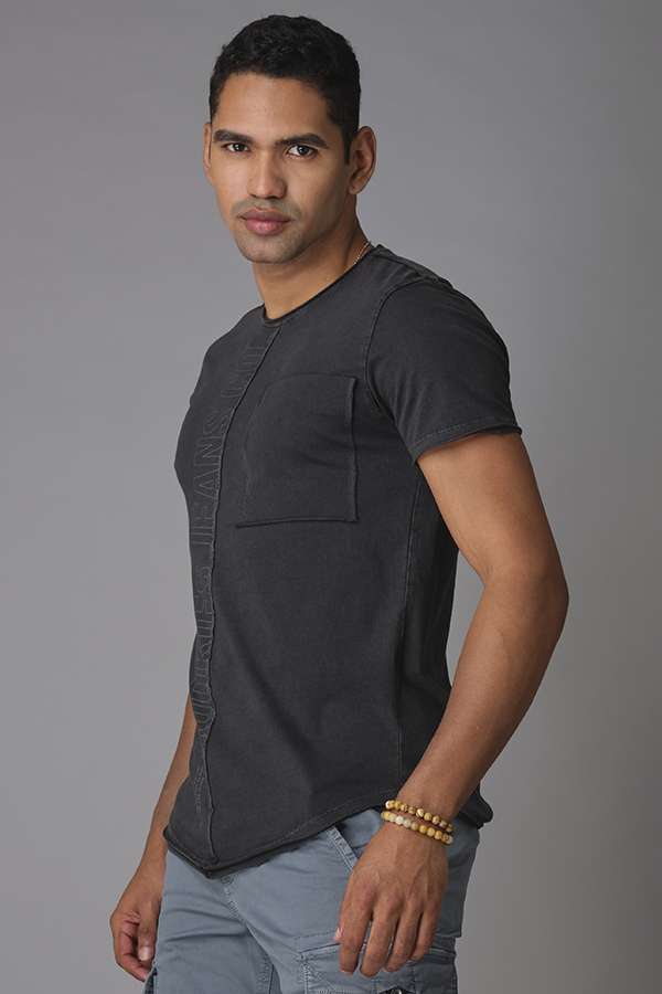 BLACK HALF SLEEVE ROUND NECK TEE (R NECK H/SLV SLIM)