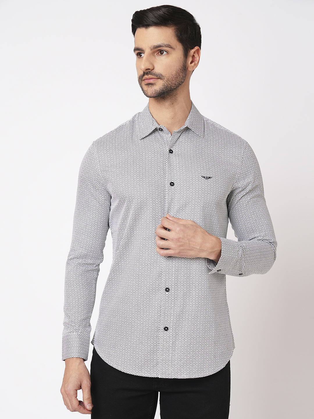 WHITE BLACK FULL SLEEVE PRINTED SHIRT (LEO F/SLV FIT)