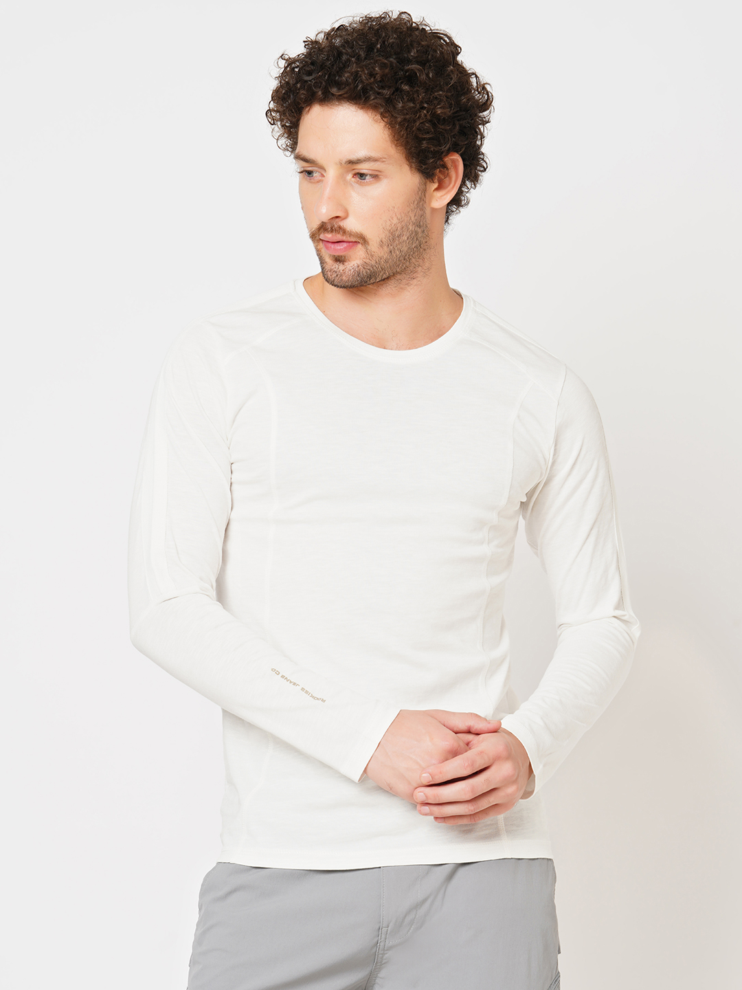 WHITE FULL SLEEVE ROUND NECK TEE (R NECK F/SLV SLIM)