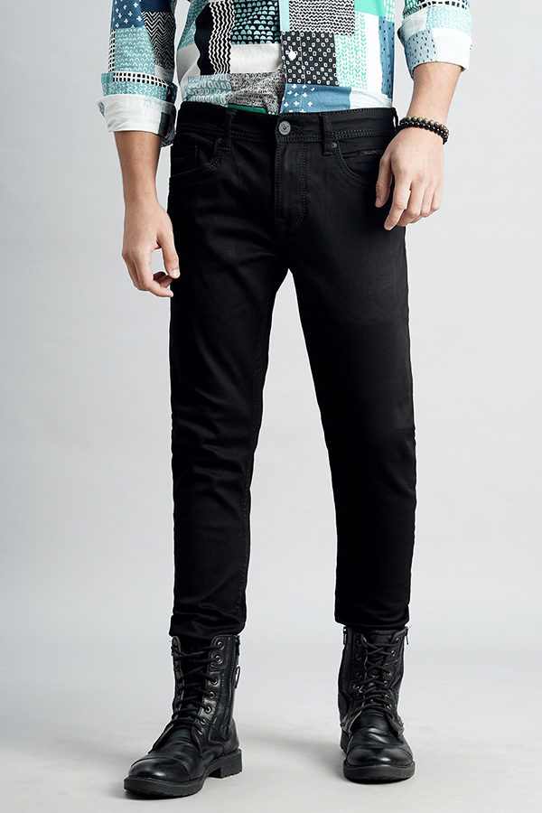 BLACK 5 POCKET LOW-RISE ANKLE LENGTH JEANS (SPRINGSTEEN FIT)