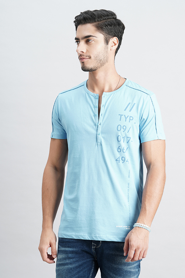 LT BLUE HALF SLEEVE HENLEY NECK TEE (HENLEY NECK H/SLV SLIM)